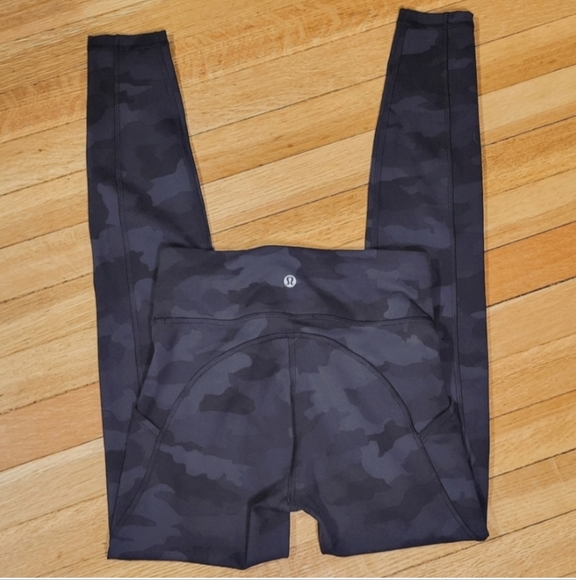 Lululemon Invigorate HR 28", Full Length, Size 2,4. - Picture 11 of 16